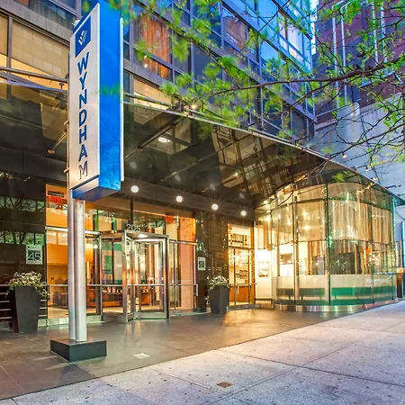 Hotel Club Wyndham Midtown 45